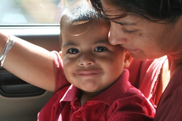 216895_1027660844217_7831_n