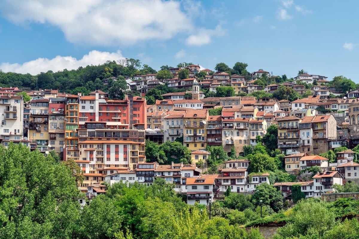 1000 px Veliko Tarnovo, Bulgaria AdobeStock_665248430 copy